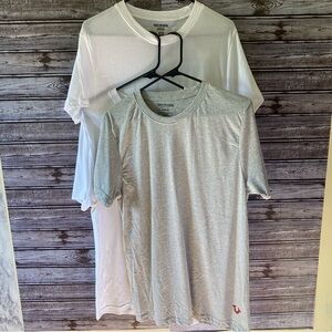True Religion Men's Short-Sleeved T-Shirt Bundle Size‎ M